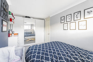 Bedroom- click for photo gallery